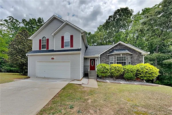 $2,300 | 3675 Buffalo Court, Douglasville, GA 30135