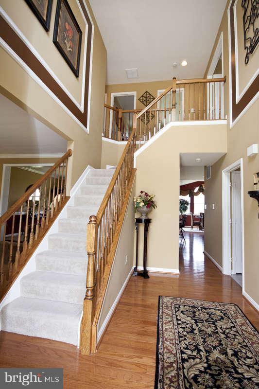 8828 Winands Road Randallstown, MD 21133 - Photo 3 of 24 Foyer
