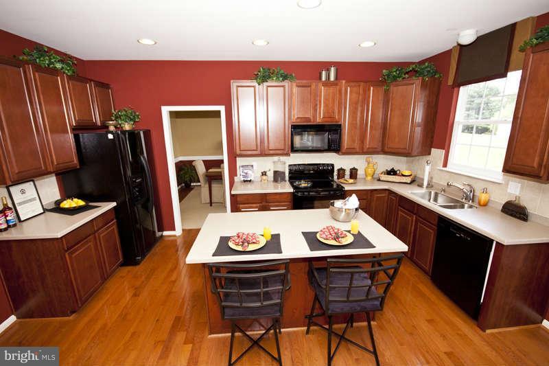 8828 Winands Road Randallstown, MD 21133 - Photo 9 of 24 Kitchen