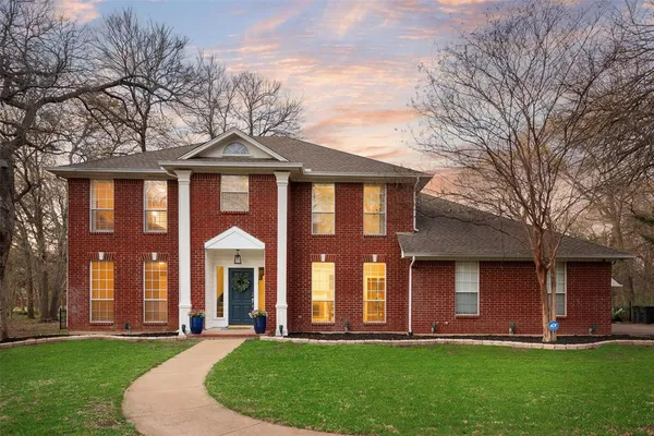 $625,000 | 1738 Creek Bend Drive, Midlothian, TX 76065