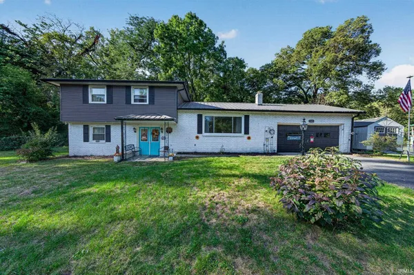 $289,900 | 23737 Decamp Boulevard, Elkhart, IN 46516