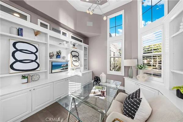 $19,850 | 58 Victoria, Newport Beach, CA 92660