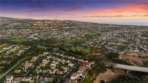 $19,850 | 58 Victoria, Newport Beach, CA 92660