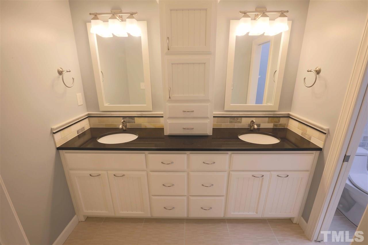 10509 Tree Bark Court Raleigh, NC 27613 - Photo 11 of 27