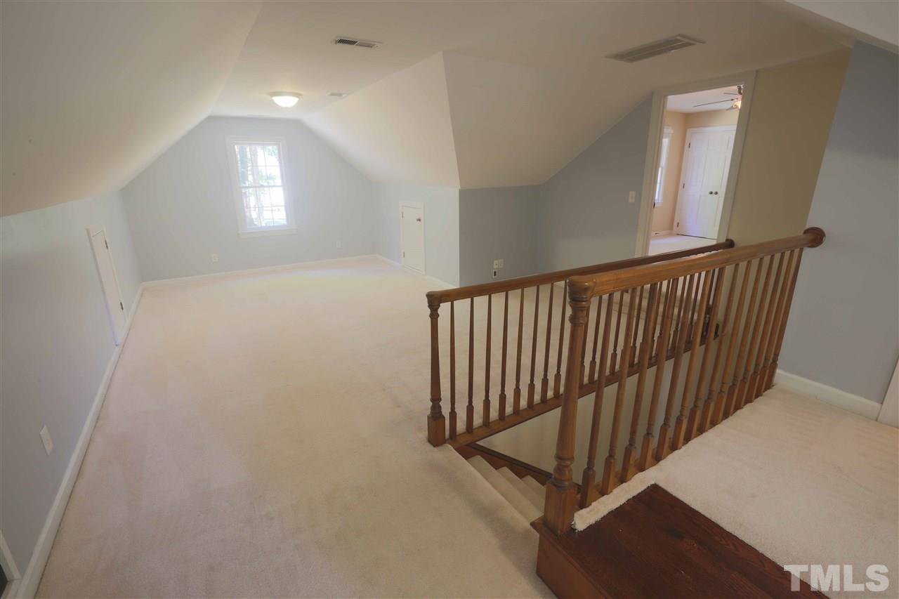 10509 Tree Bark Court Raleigh, NC 27613 - Photo 16 of 27