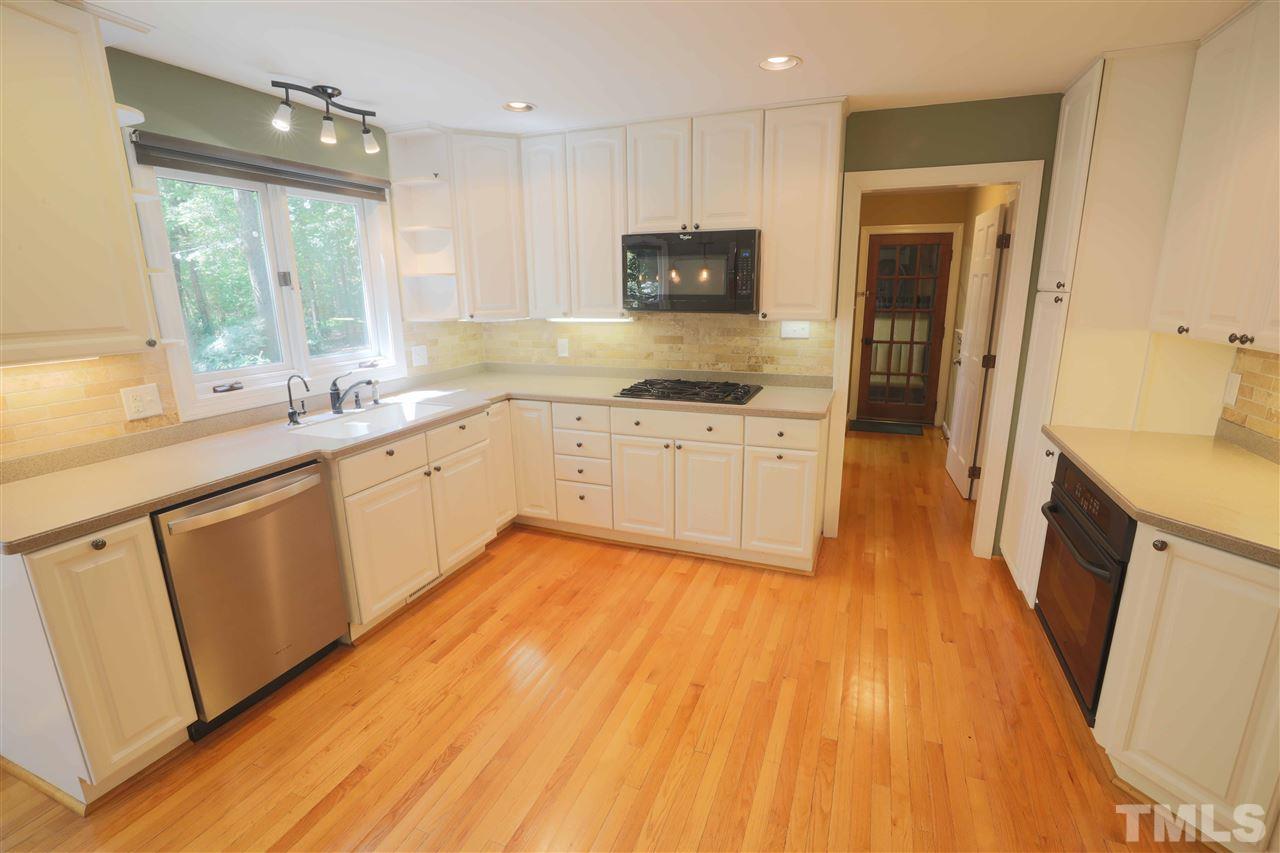 10509 Tree Bark Court Raleigh, NC 27613 - Photo 6 of 27