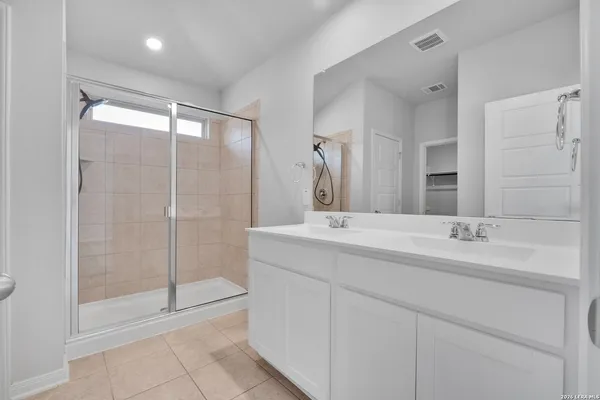 $2,195 | 13166 Maridell Park, San Antonio, TX 78253