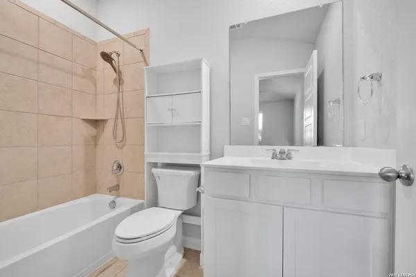 $2,195 | 13166 Maridell Park, San Antonio, TX 78253