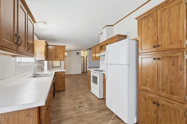 $290,000 | 4628 Highland Trail, Joshua, TX 76058