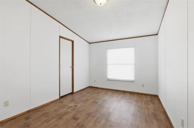 $290,000 | 4628 Highland Trail, Joshua, TX 76058