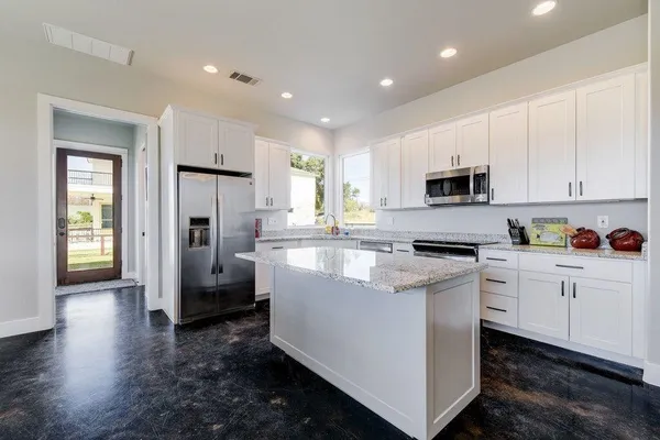 $1,249,000 | 1506 Hill Top Drive, Granite Shoals, TX 78654