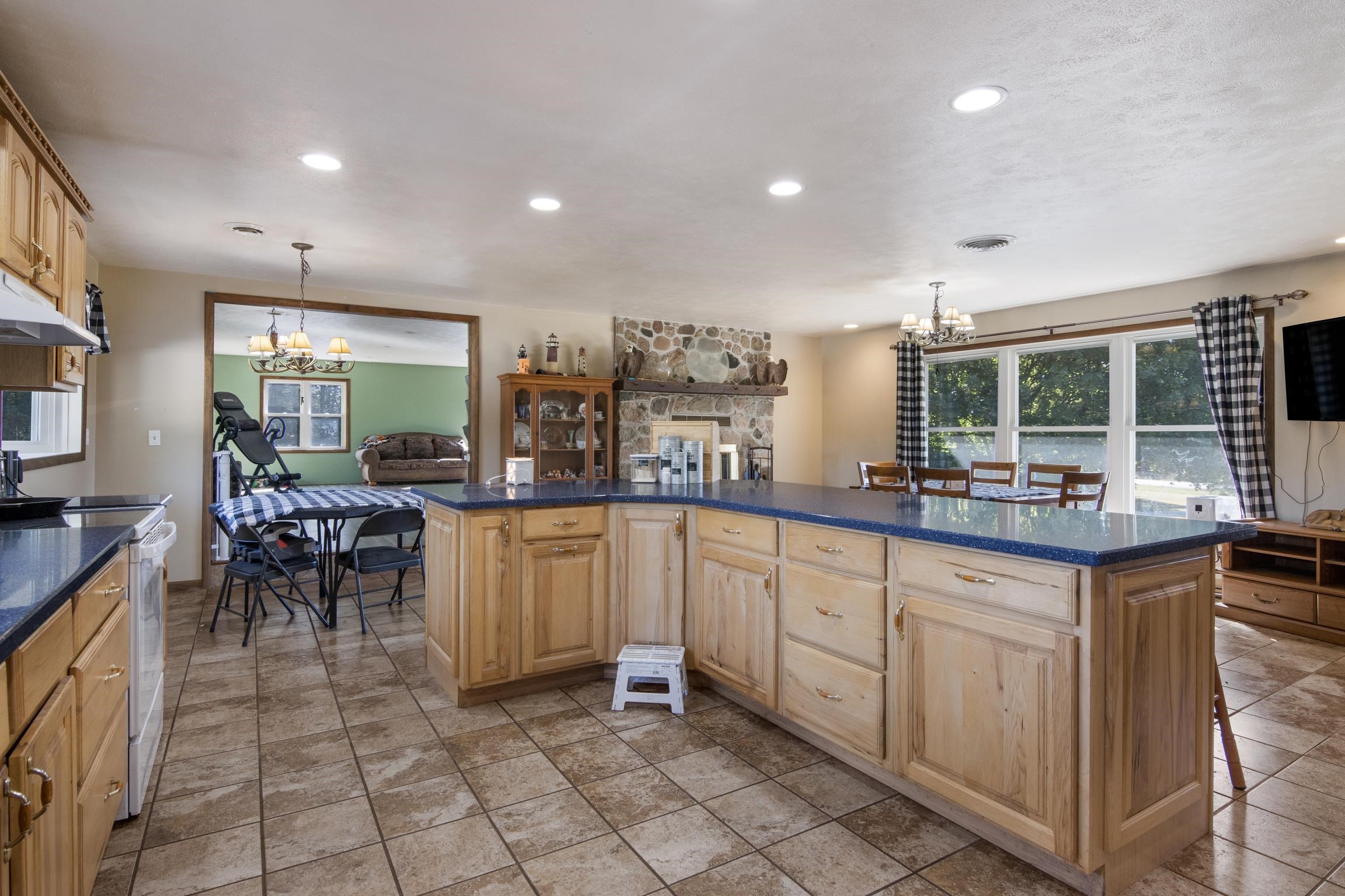 4405 East 28 Road Cadillac, MI 49601 - Photo 2 of 55 1927576-1bd5efd9-e2c5-465d-a114-371d0a260d9b.JPG