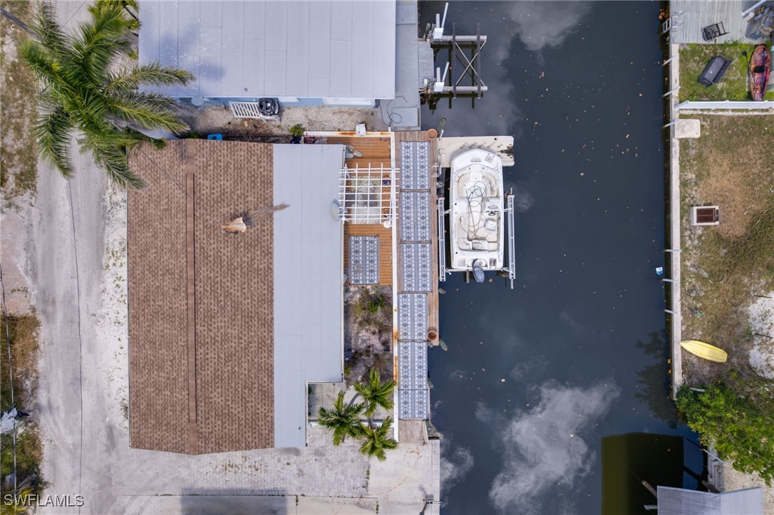 2647 Pine Street Matlacha, FL 33993 - Photo 2 of 27