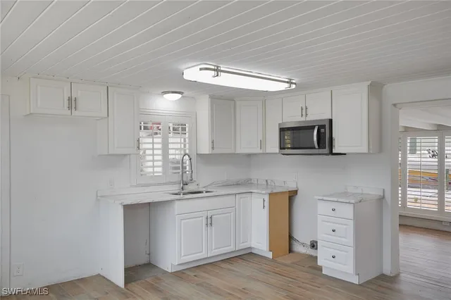 $314,999 | 2647 Pine Street, Matlacha, FL 33993