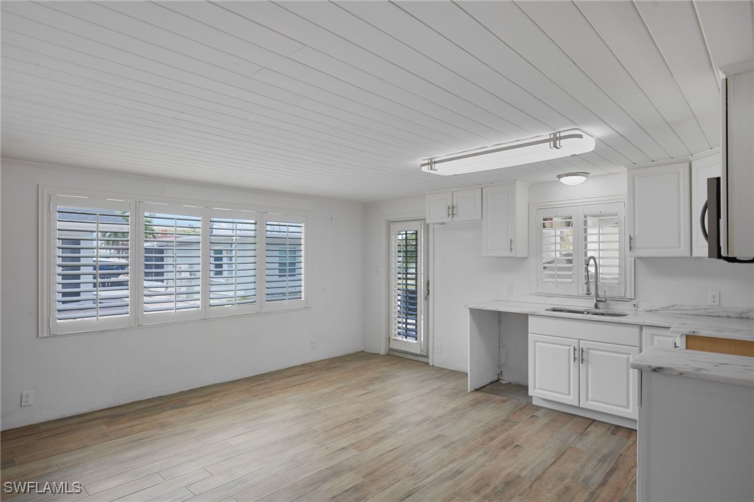 2647 Pine Street Matlacha, FL 33993 - Photo 10 of 27