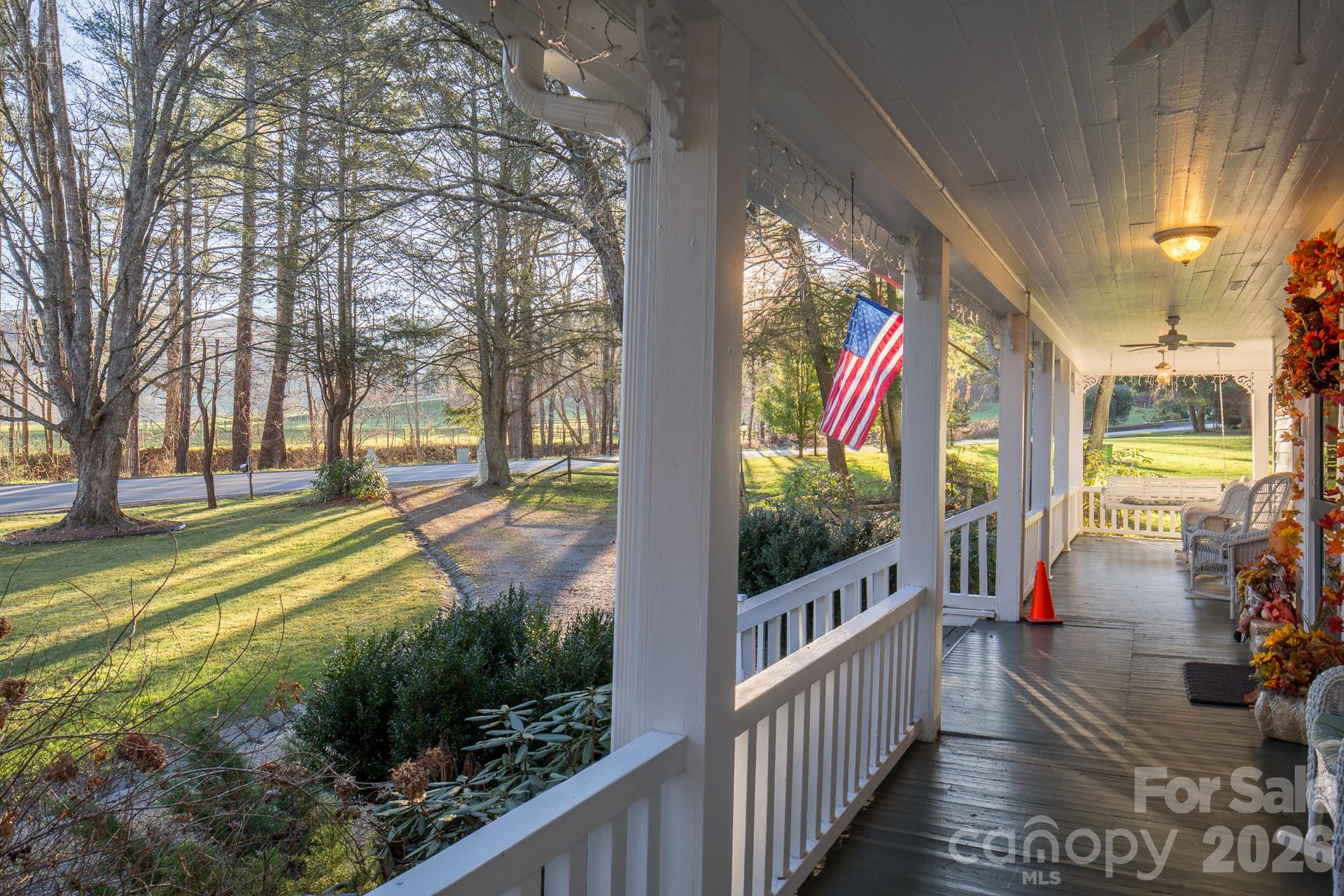4584 Highway 194 Sugar Grove, NC 28679 - Photo 7 of 48