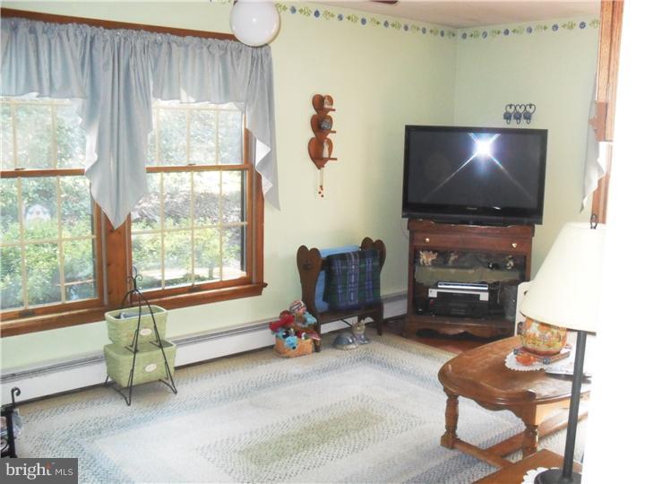 228 South Sugan Road New Hope, PA 18938 - Photo 11 of 21 Family Room