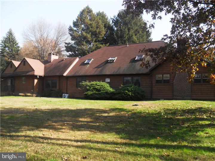 228 South Sugan Road New Hope, PA 18938 - Photo 16 of 21 Exterior Back