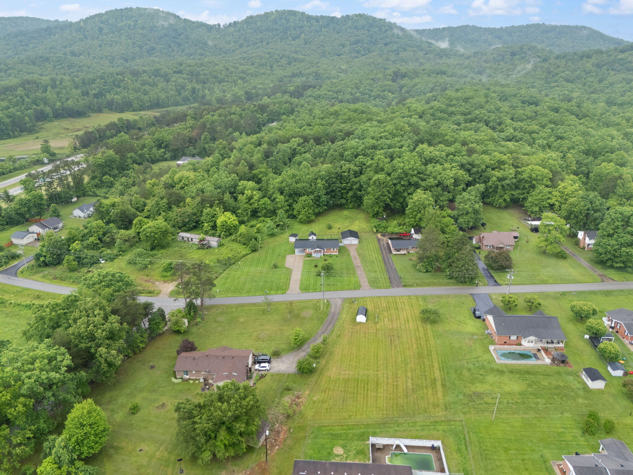 279 Hatton Creek Road Stanton, KY 40380 - Photo 58 of 68 69-web-or-mls-DJI_20250516091324_0063_D