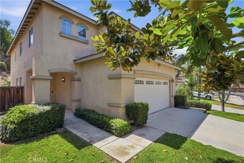 16176 Setting Sun Circle Riverside, CA 92503 - Photo 9 of 52