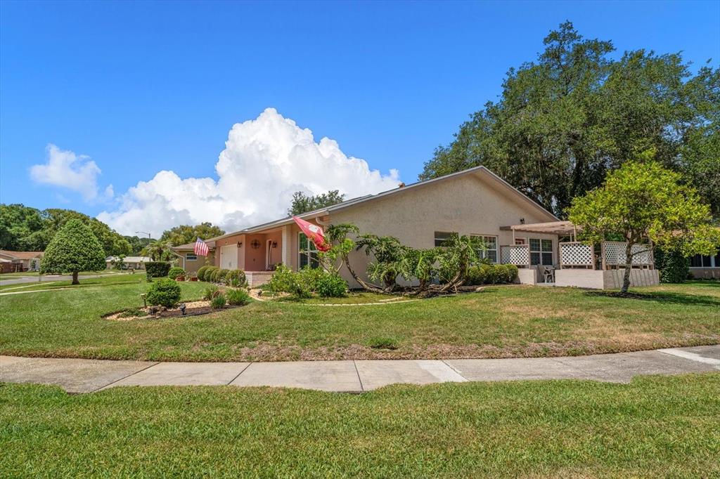2211 Portside Passage Palm Harbor, FL 34685 - Photo 40 of 55
