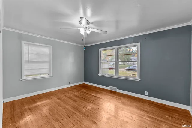 $144,900 | 1115 North 4th Street, Clinton, IA 52732