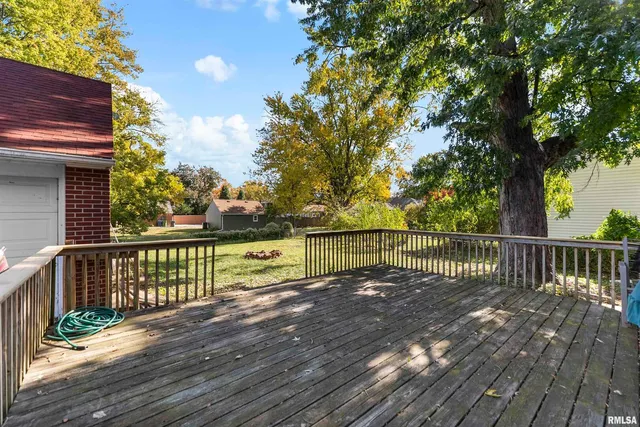 $144,900 | 1115 North 4th Street, Clinton, IA 52732