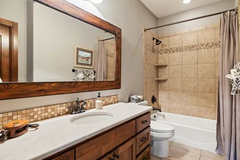$1,825,000 | 272 Whitney Woods Circle, Georgetown, TX 78633