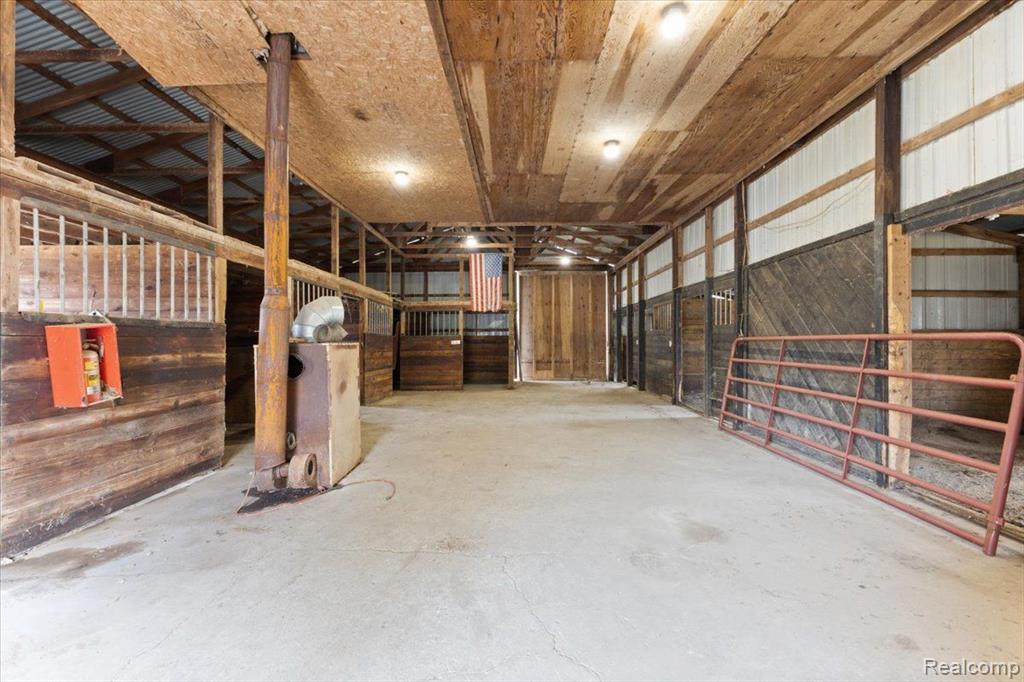 4800 North Burkhart Road Howell, MI 48855 - Photo 7 of 35