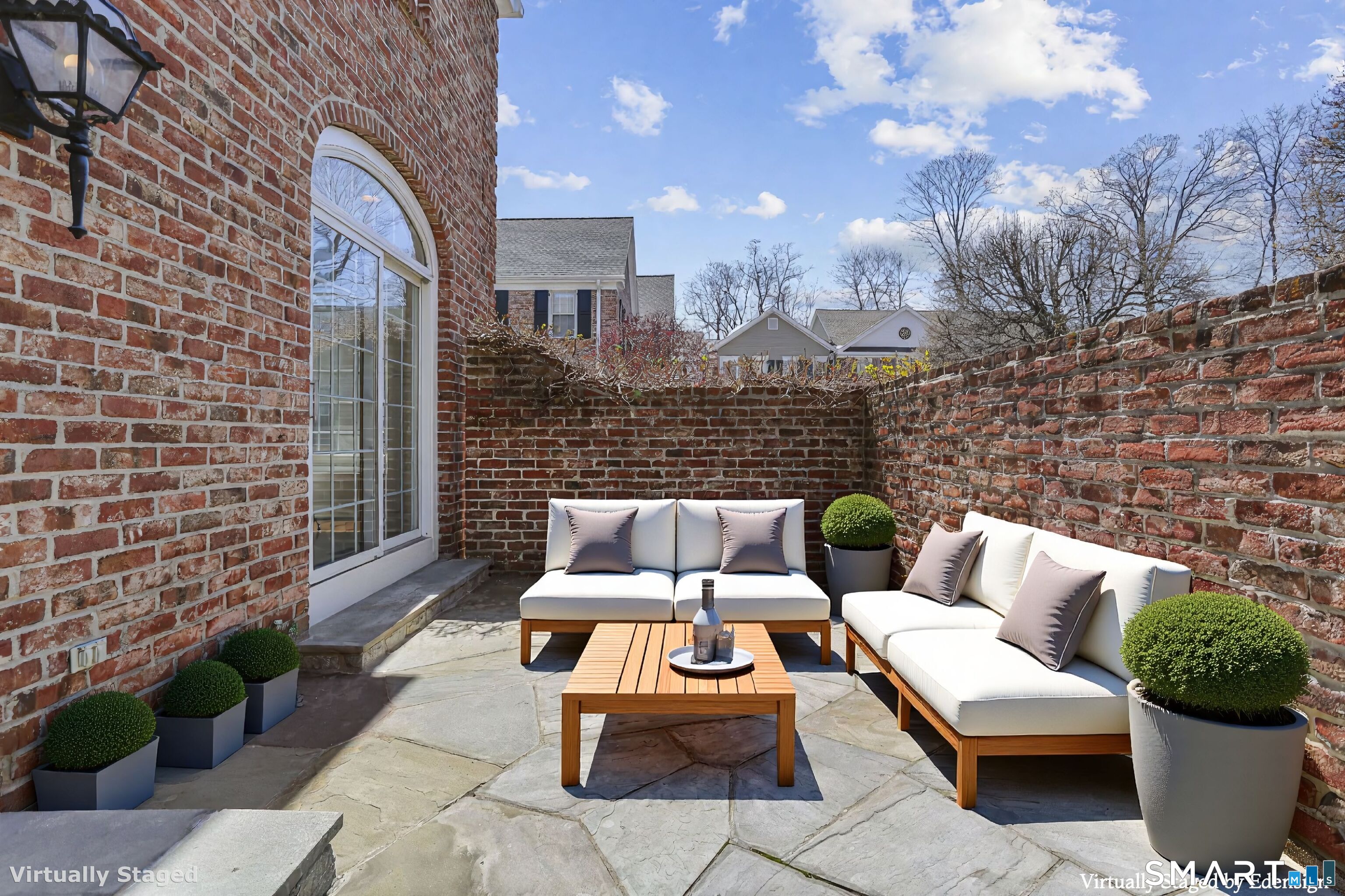 520 Main Street, Unit 9 Ridgefield, CT 06877 - Photo 6 of 36 Courtyard with direct access from the kitchen.