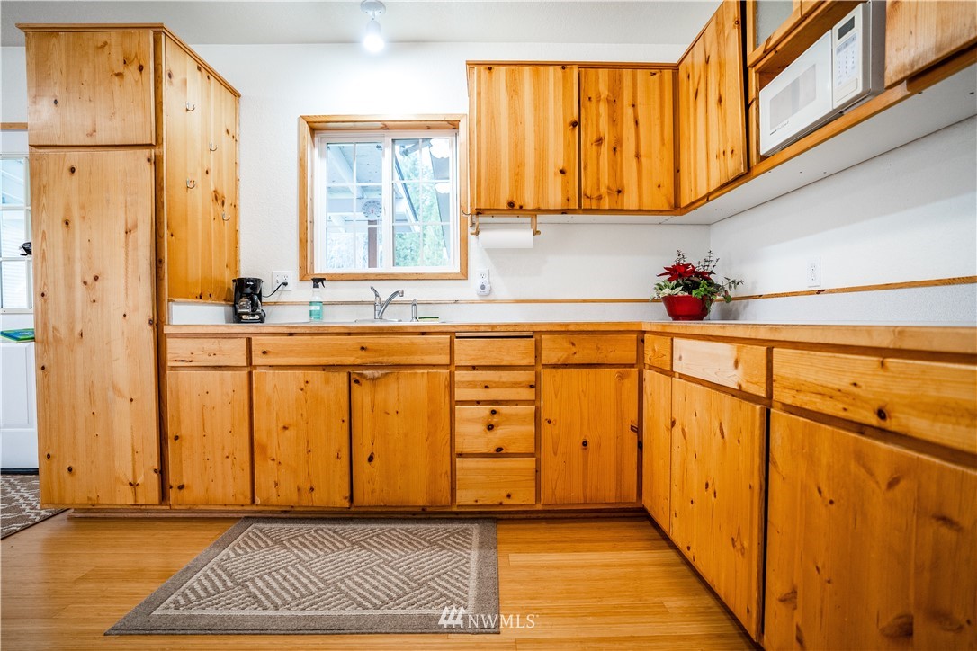11411 Littlerock Road Southwest Olympia, WA 98512 - Photo 14 of 20 Gallery Image 14