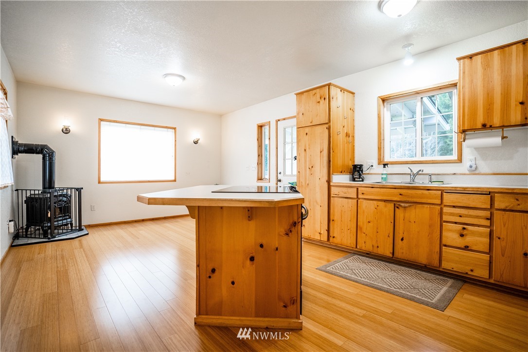 11411 Littlerock Road Southwest Olympia, WA 98512 - Photo 15 of 20 Gallery Image 15