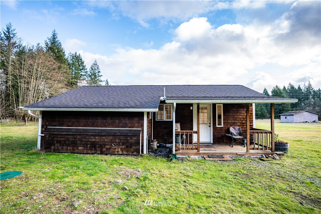 11411 Littlerock Road Southwest Olympia, WA 98512 - Photo 7 of 20 Gallery Image 7