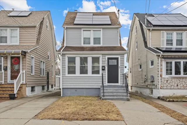 $799,000 | 216-20 115th Road | Long Island Estates