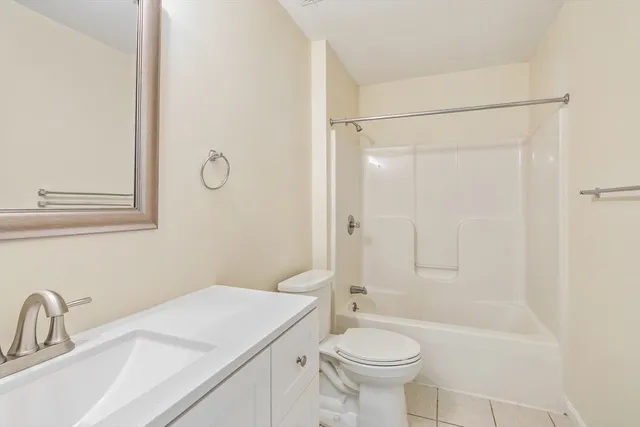 $324,500 | 24 Sunflower Lane, Unit B, Westfield, MA 01085