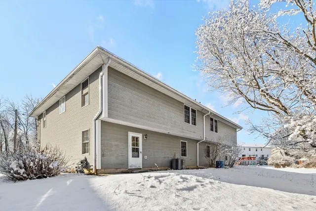 $324,500 | 24 Sunflower Lane, Unit B, Westfield, MA 01085