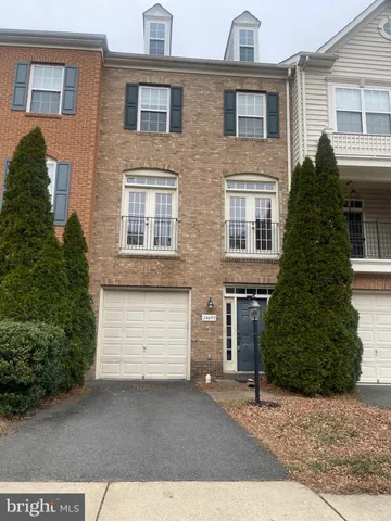 $2,950 | 24693 Kings Canyon Square, Aldie, VA 20105