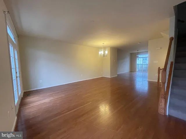 $2,950 | 24693 Kings Canyon Square, Aldie, VA 20105