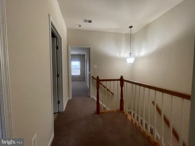 $2,950 | 24693 Kings Canyon Square, Aldie, VA 20105