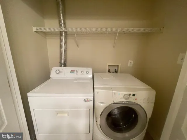 $2,950 | 24693 Kings Canyon Square, Aldie, VA 20105