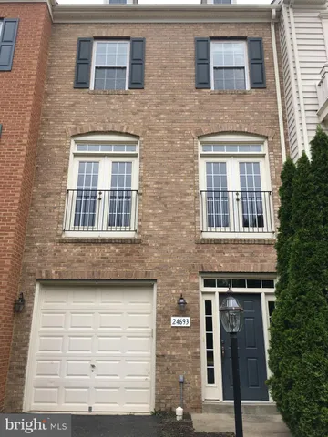 $2,950 | 24693 Kings Canyon Square, Aldie, VA 20105