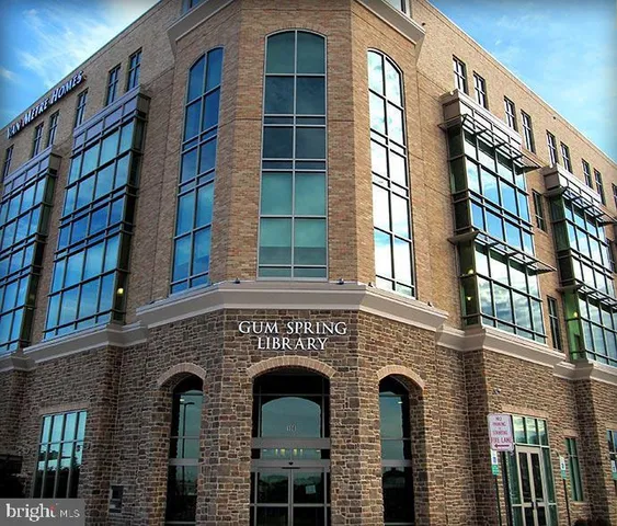 $2,950 | 24693 Kings Canyon Square, Aldie, VA 20105