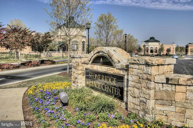 $2,950 | 24693 Kings Canyon Square, Aldie, VA 20105