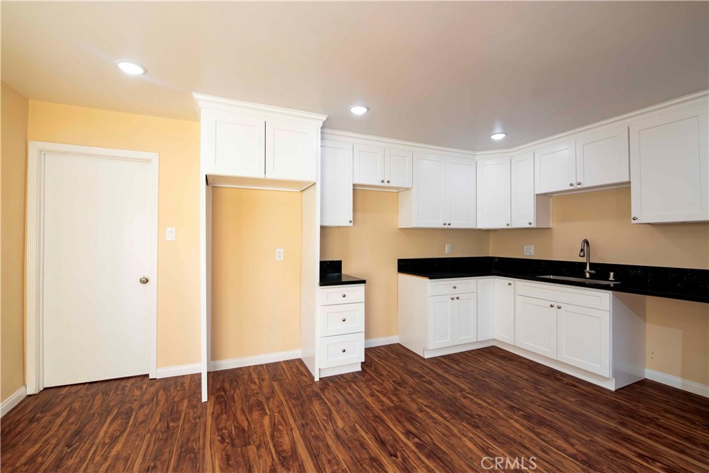 22709 Ravenna Avenue Carson, CA 90745 - Photo 31 of 38