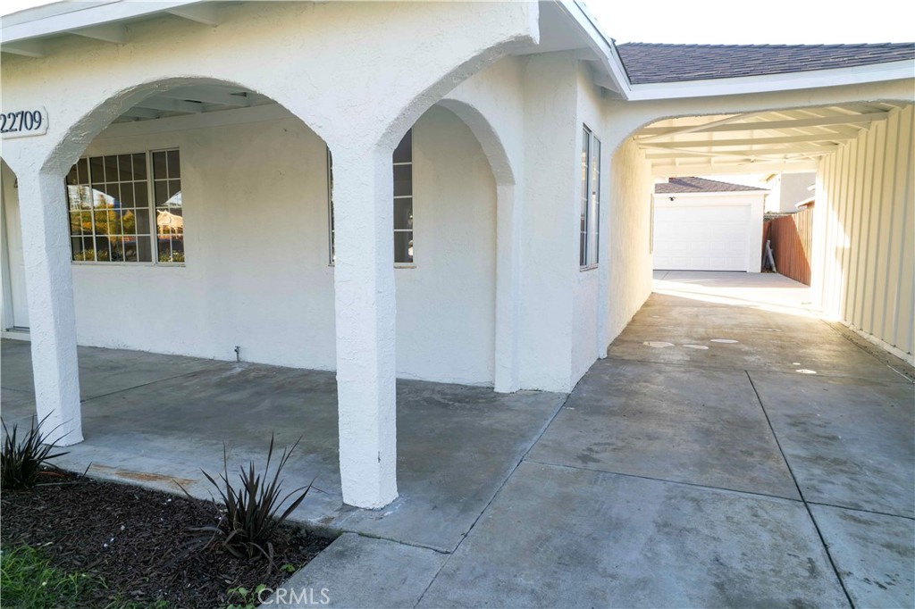 22709 Ravenna Avenue Carson, CA 90745 - Photo 7 of 38