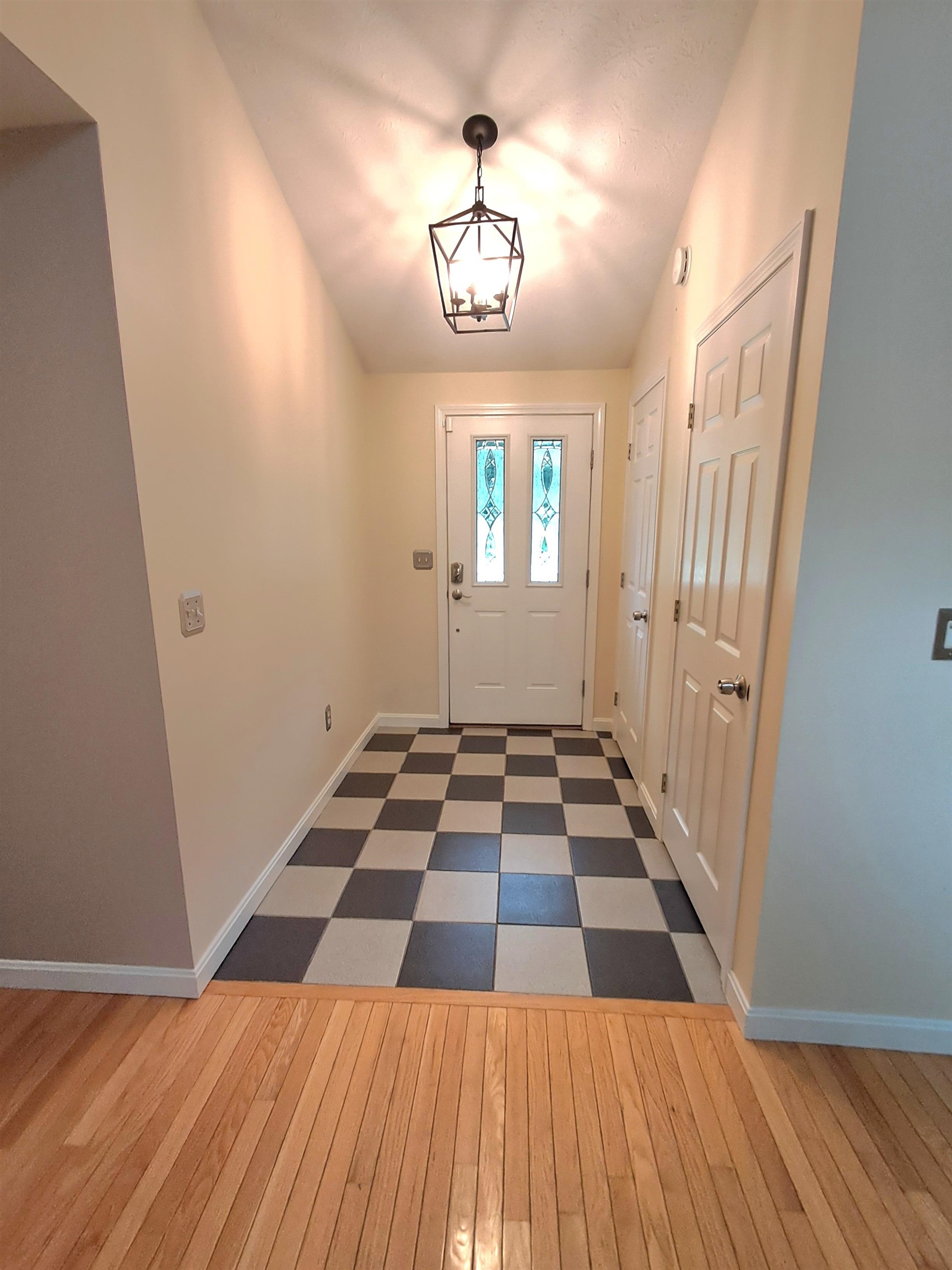 4 Sterling Way Hudson, NH 03051 - Photo 3 of 46
