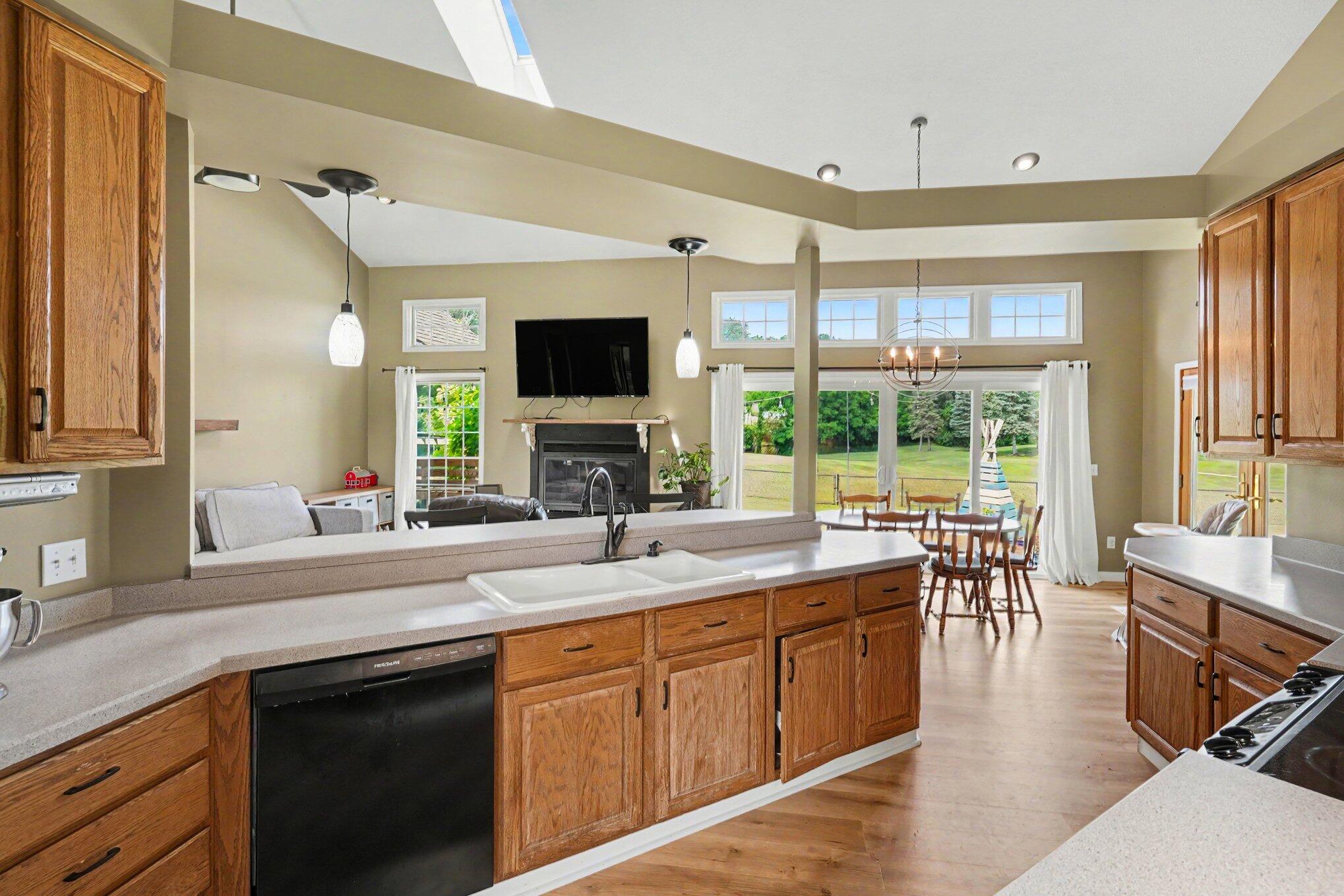 10464 Hankerd Road Pleasant Lake, MI 49272 - Photo 4 of 28 Kitchen