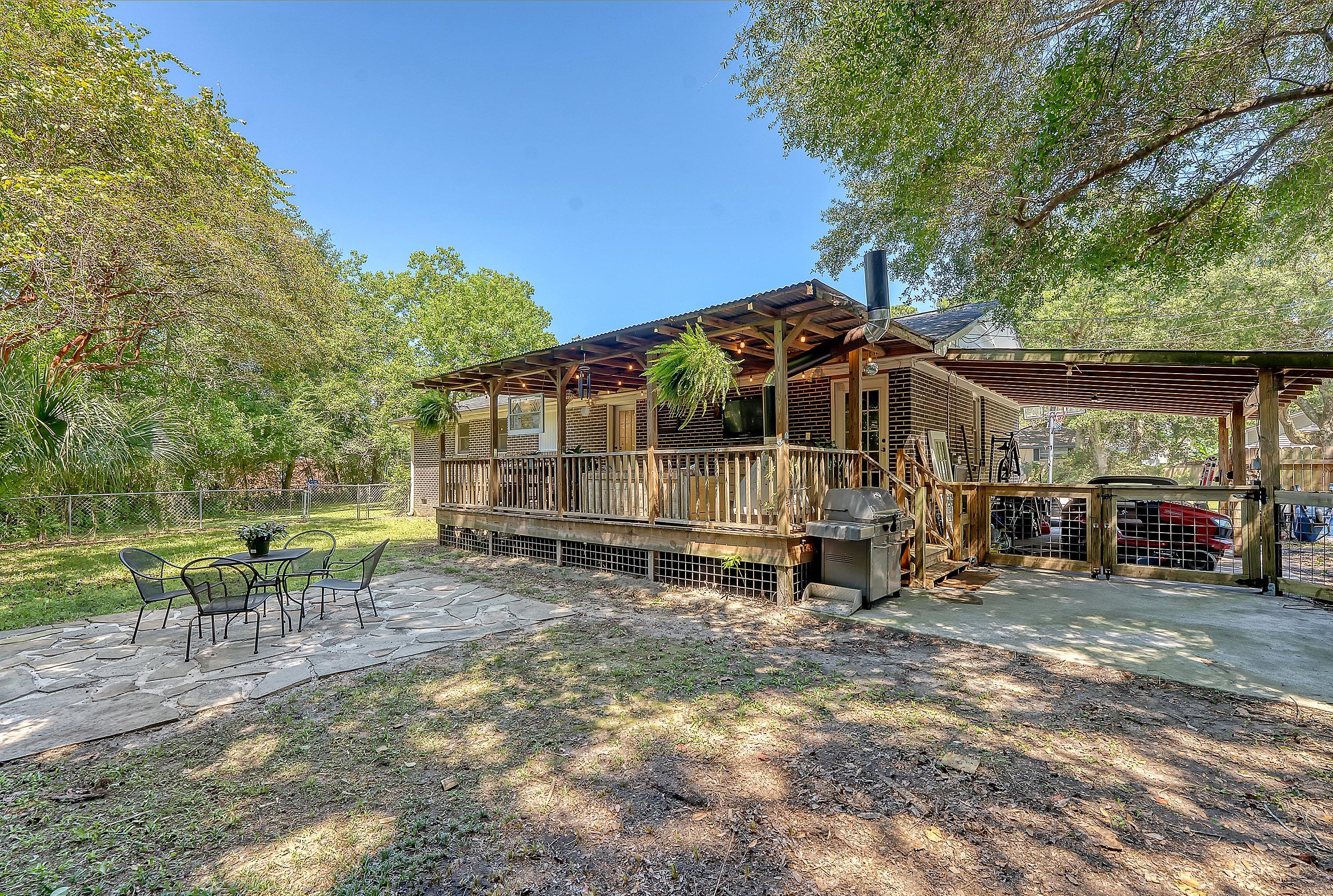 1137 Ocean View Road Charleston, SC 29412 - Photo 18 of 22 Rear Elevation