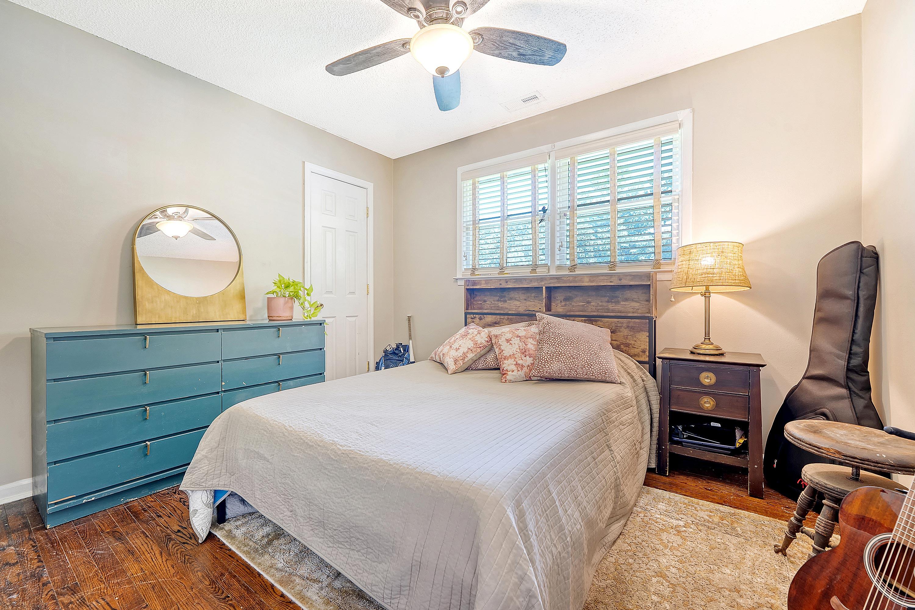 1137 Ocean View Road Charleston, SC 29412 - Photo 9 of 22 Bedroom 2