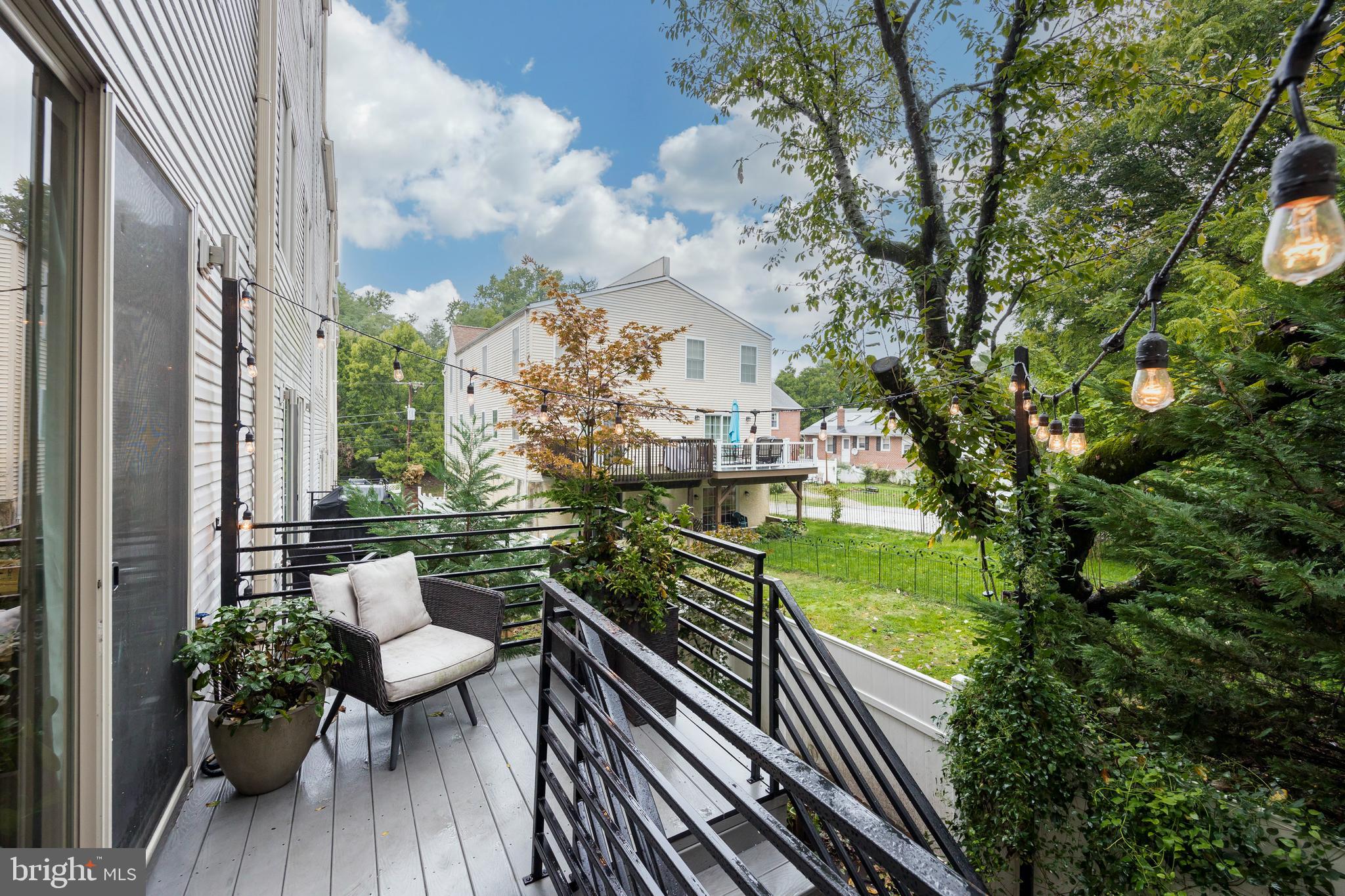 4745 Sheldon Street Philadelphia, PA 19127 - Photo 9 of 43 Deck off of Living Room